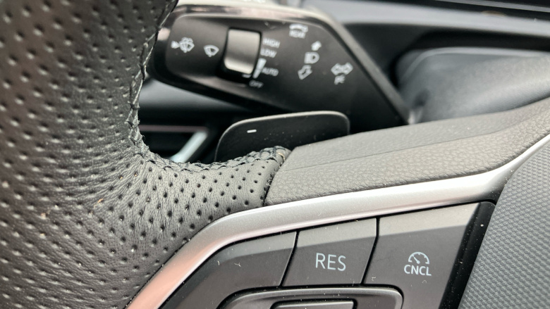 Volkswagen Tiguan 1.5 TSI eHybrid R-Line 5dr DSG Estate